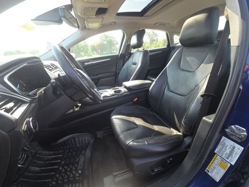 Used 2013 Ford Fusion Titanium w/ Titanium Driver Assist Pkg FWD image 24