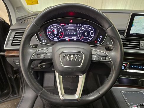 Used 2018 Audi Q5 2.0T Premium Plus w/ Premium Plus Package image 18