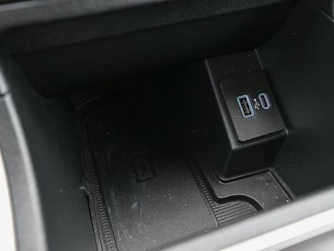 Certified 2024 Ford Edge SEL w/ Convenience Package image 36