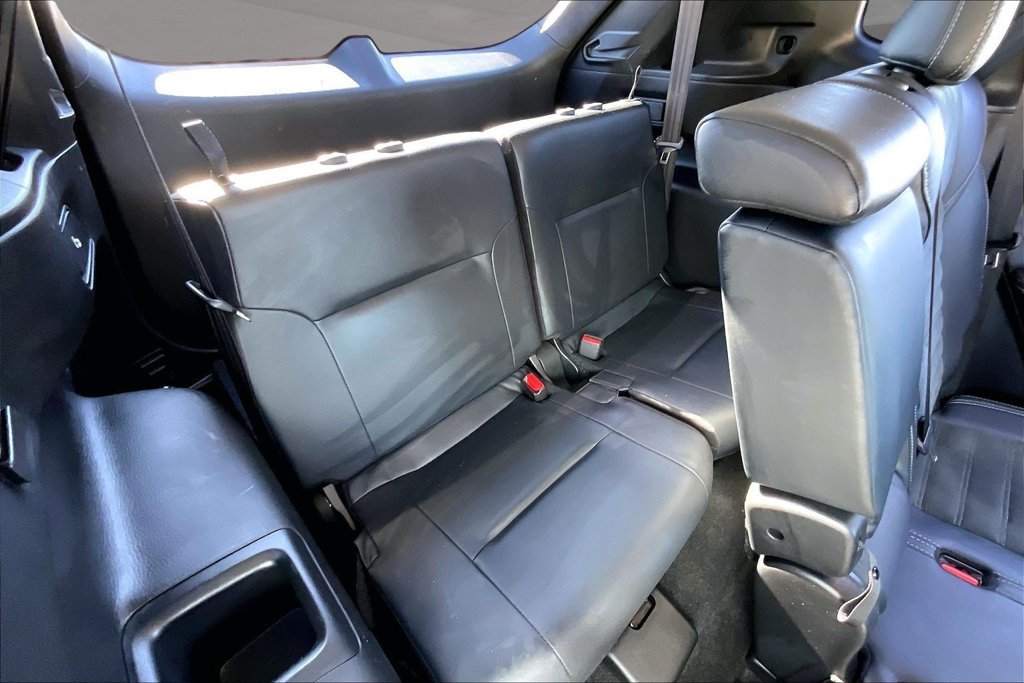 Used 2024 Mitsubishi Outlander AWD image 25