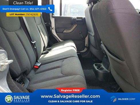 Used 2015 Jeep Wrangler Unlimited Sport w/ Connectivity Group image 15