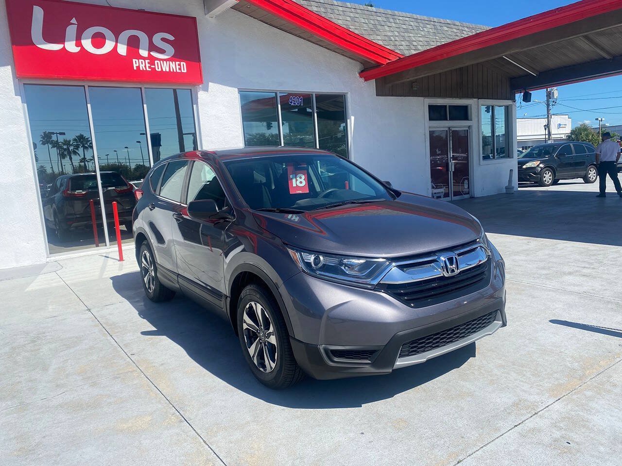 Used 2018 Honda CR-V LX image 2