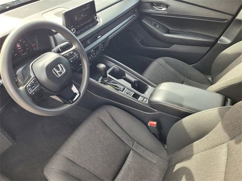 Used 2023 Honda Accord EX image 8