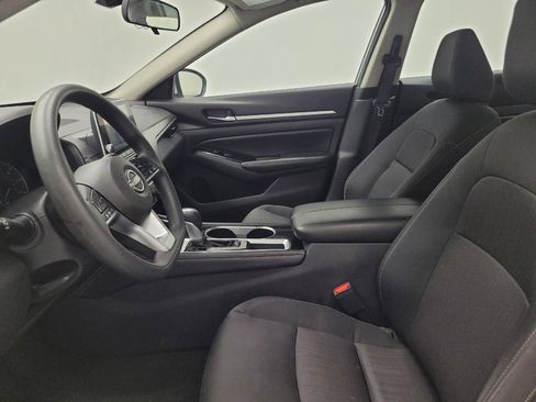 Used 2023 Nissan Altima 2.5 SV FWD image 17