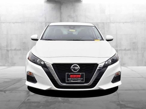 Used 2022 Nissan Altima 2.5 S FWD image 4