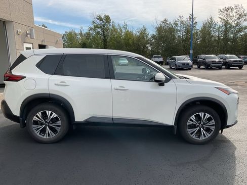 Used 2023 Nissan Rogue SV AWD/4WD image 4
