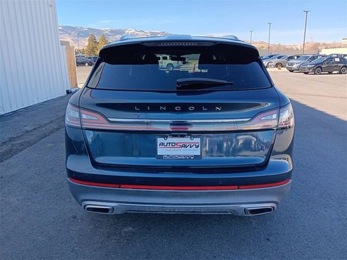 Used 2023 Lincoln Nautilus Reserve w/ Equipment Group 201A image 5