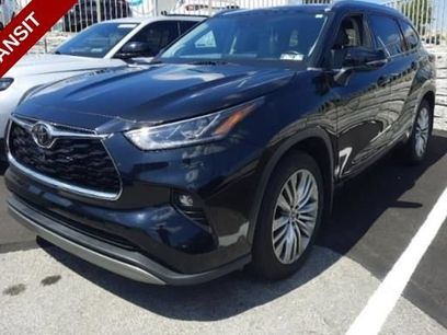 Used 2023 Toyota Highlander Platinum