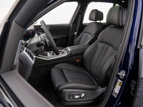 New 2026 BMW X5 M60i image 17