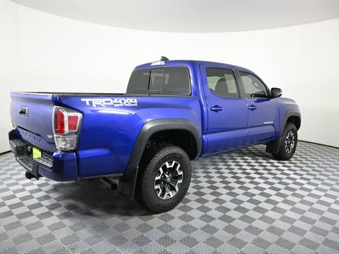 Used 2022 Toyota Tacoma TRD Off-Road w/ Technology Package AWD/4WD image 7