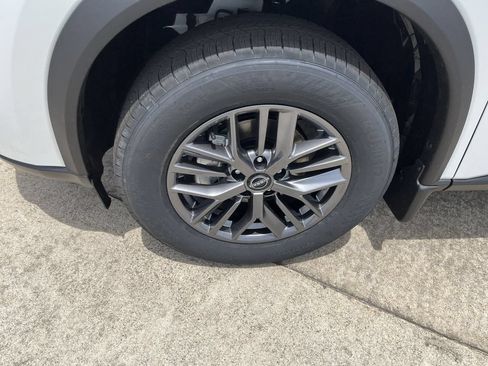 New 2026 Nissan Rogue SV AWD/4WD image 10