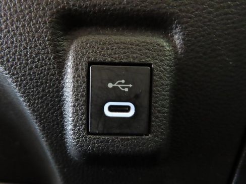 Used 2024 Toyota Corolla LE image 9