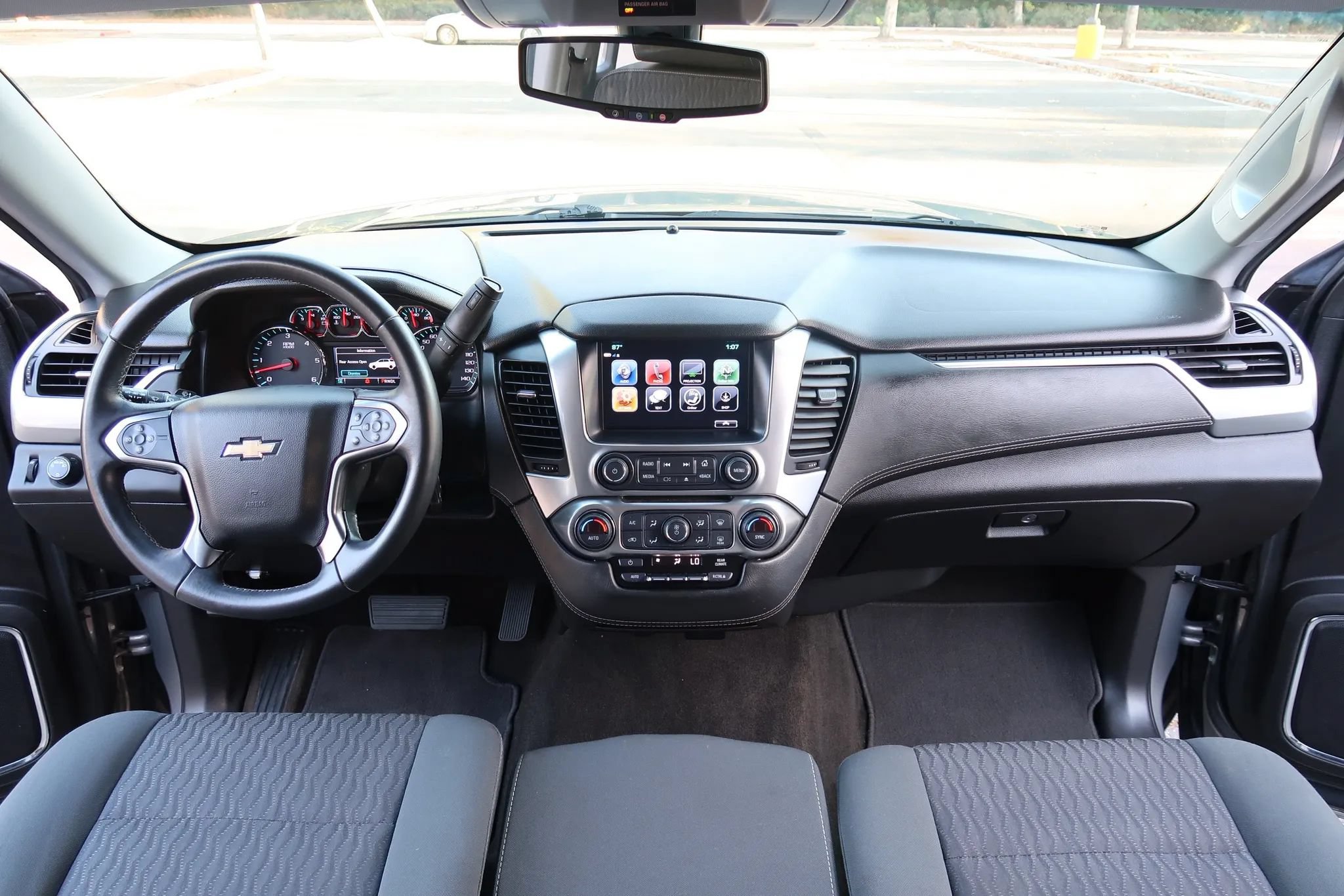 Used 2017 Chevrolet Tahoe LS RWD image 29