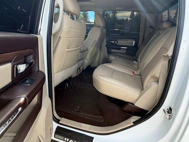 Used 2016 RAM 2500 Laramie w/ Convenience Group AWD/4WD image 35