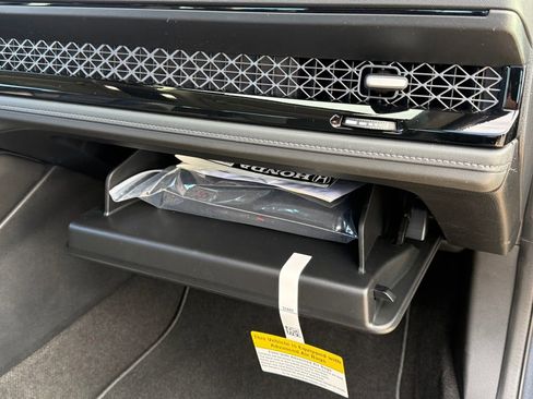 Certified 2025 Honda Accord Touring image 22