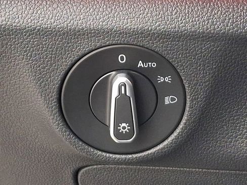 Used 2021 Volkswagen Jetta SEL image 27