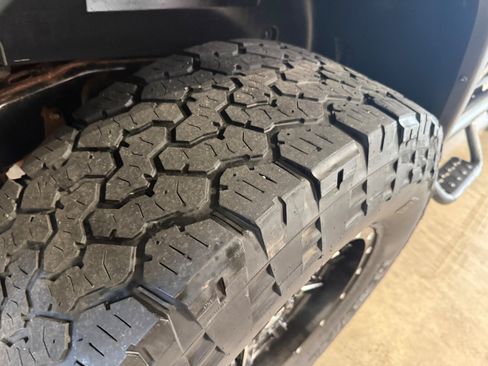 Used 2017 Jeep Wrangler Unlimited Sport w/ Quick Order Package 24S AWD/4WD image 21
