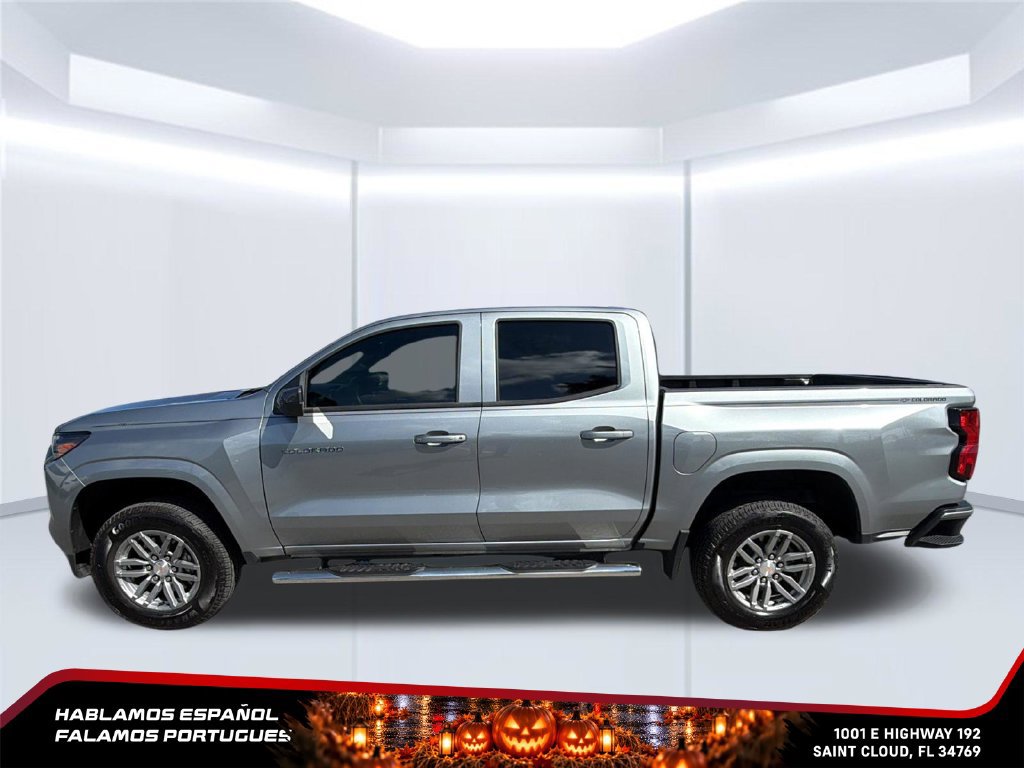Used 2026 Chevrolet Colorado LT RWD image 3