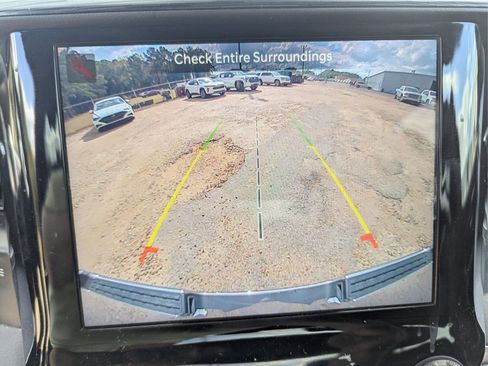 Used 2024 RAM 1500 Laramie image 20