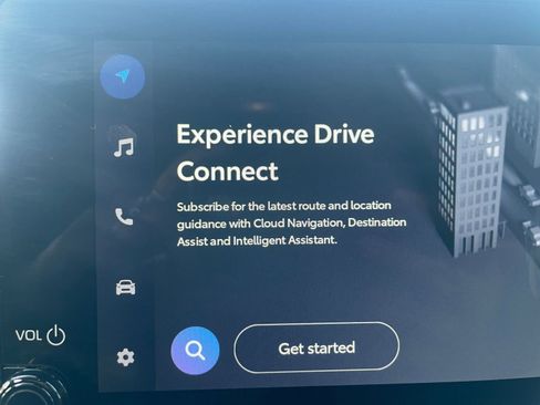 Used 2025 Toyota Corolla LE image 21