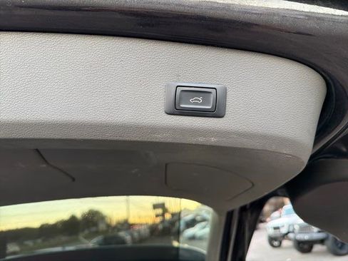 Used 2015 Audi Q7 3.0T Premium Plus w/ Premium Plus Package image 14