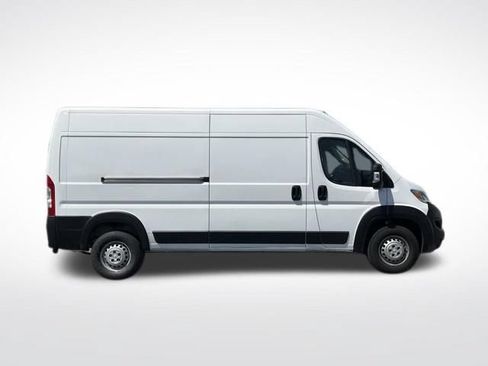 Used 2025 RAM ProMaster 2500 w/ Convenience Group FWD image 15