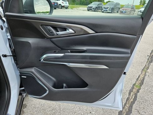 Used 2026 Chevrolet Traverse High Country w/ LPO, Floor Liner Package AWD/4WD image 37