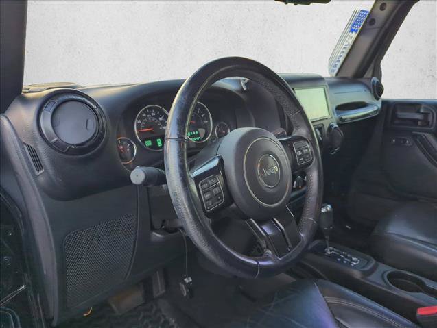 Used 2017 Jeep Wrangler Unlimited Sahara AWD/4WD image 14