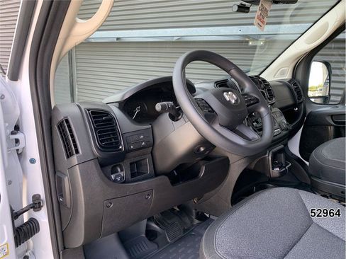 Used 2025 RAM ProMaster 2500 w/ Safety Group FWD image 26