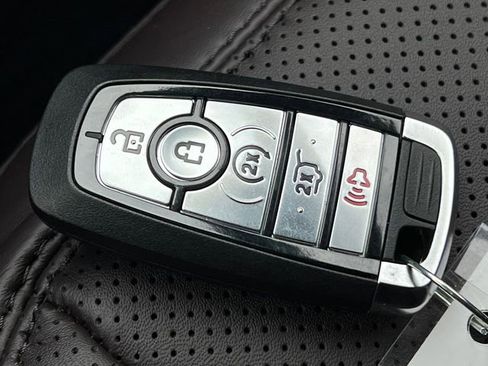 New 2026 Ford Explorer Platinum w/ LUX Leather Package image 39