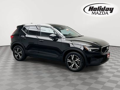 Used 2023 Volvo XC40 B5 Core