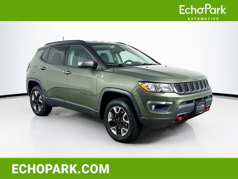Used 2018 Jeep Compass Trailhawk w/ Navigation Group AWD/4WD image 1