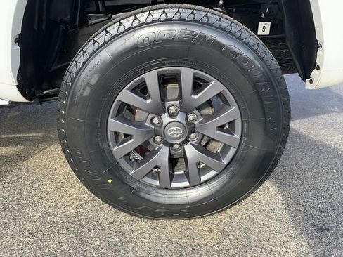 Certified 2023 Toyota Tacoma SR5 w/ Technology Package image 33