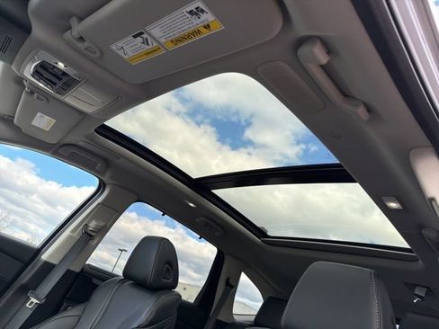 Used 2025 Acura MDX FWD w/ Technology Package image 14