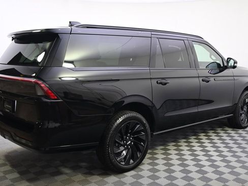 New 2026 Lincoln Navigator L Reserve w/ Jet Appearance Package image 7