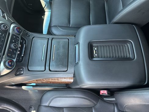Used 2019 Chevrolet Tahoe Premier AWD/4WD image 29