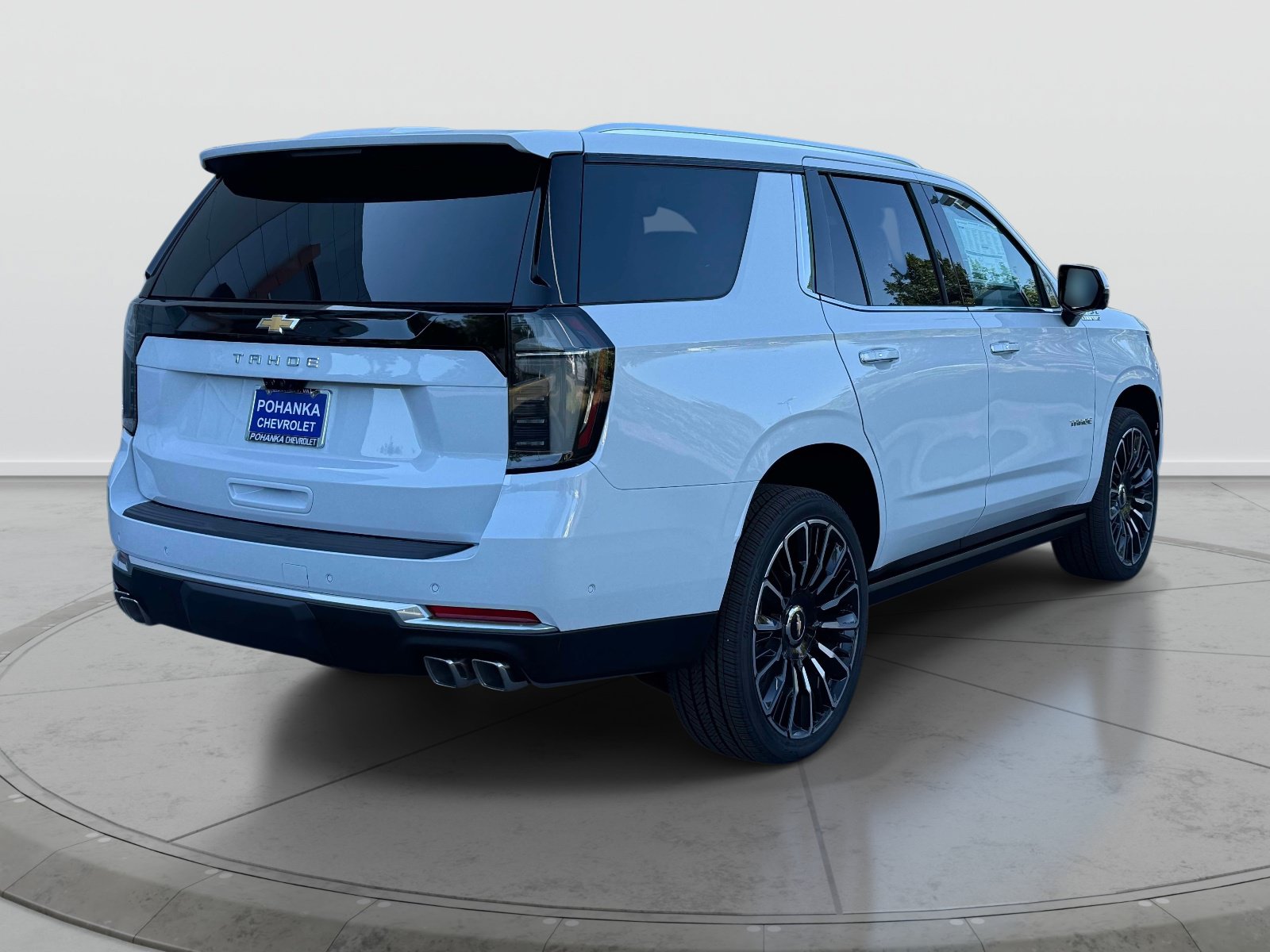 New 2027 Chevrolet Tahoe High Country AWD/4WD image 2