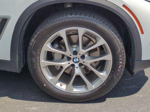 Used 2020 BMW X5 xDrive40i AWD/4WD image 12