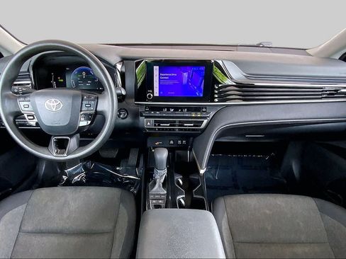 Used 2025 Toyota Camry LE FWD image 17