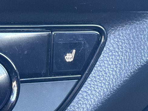 Certified 2025 Honda HR-V Sport image 32