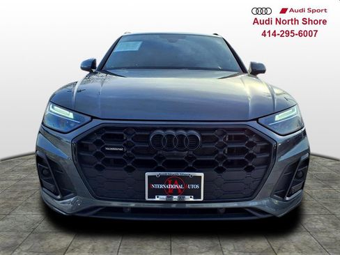 Used 2023 Audi Q5 e Premium Plus w/ Premium Plus Package image 6