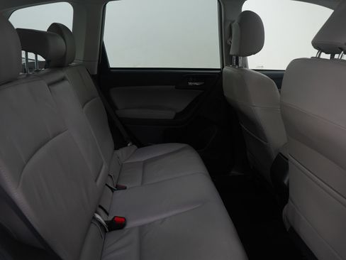 Used 2015 Subaru Forester 2.5i Limited image 12