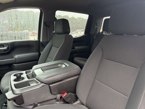 Used 2020 Chevrolet Silverado 1500 Custom w/ Custom Value Package image 14