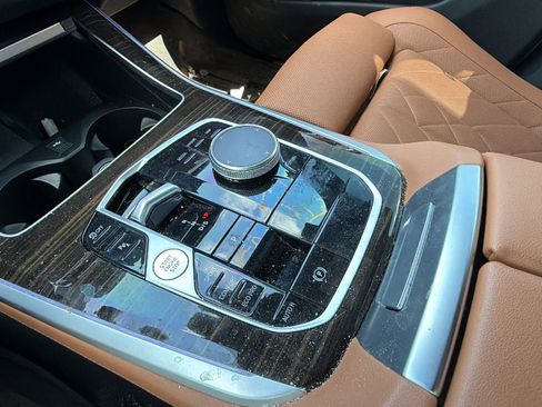 Used 2024 BMW X5 sDrive40i RWD image 31