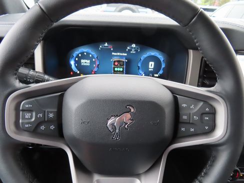 New 2025 Ford Bronco Outer Banks image 10