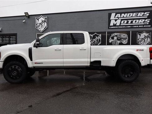 Used 2026 Ford F450 Platinum w/ FX4 Off-Road Package image 2