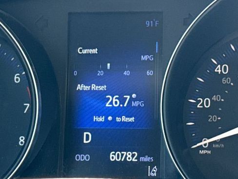 Used 2018 Toyota C-HR XLE FWD image 25