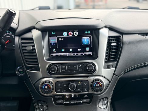 Used 2015 Chevrolet Suburban LTZ image 15