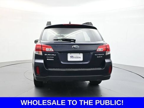 Used 2013 Subaru Outback 3.6R Limited w/ Moonroof Pkg AWD/4WD image 6