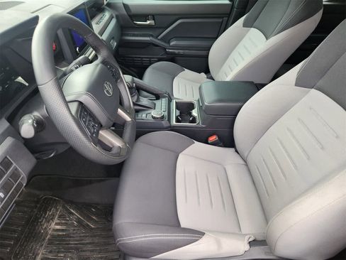 Used 2024 Toyota Tacoma TRD Sport image 13